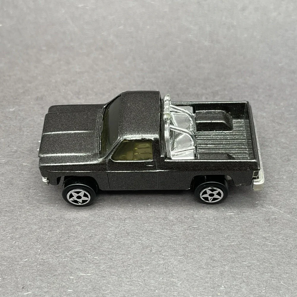 Vintage ERTL Chevrolet Chevy GMC Pickup Truck Metallic Black Diecast 1/64 Scale‎